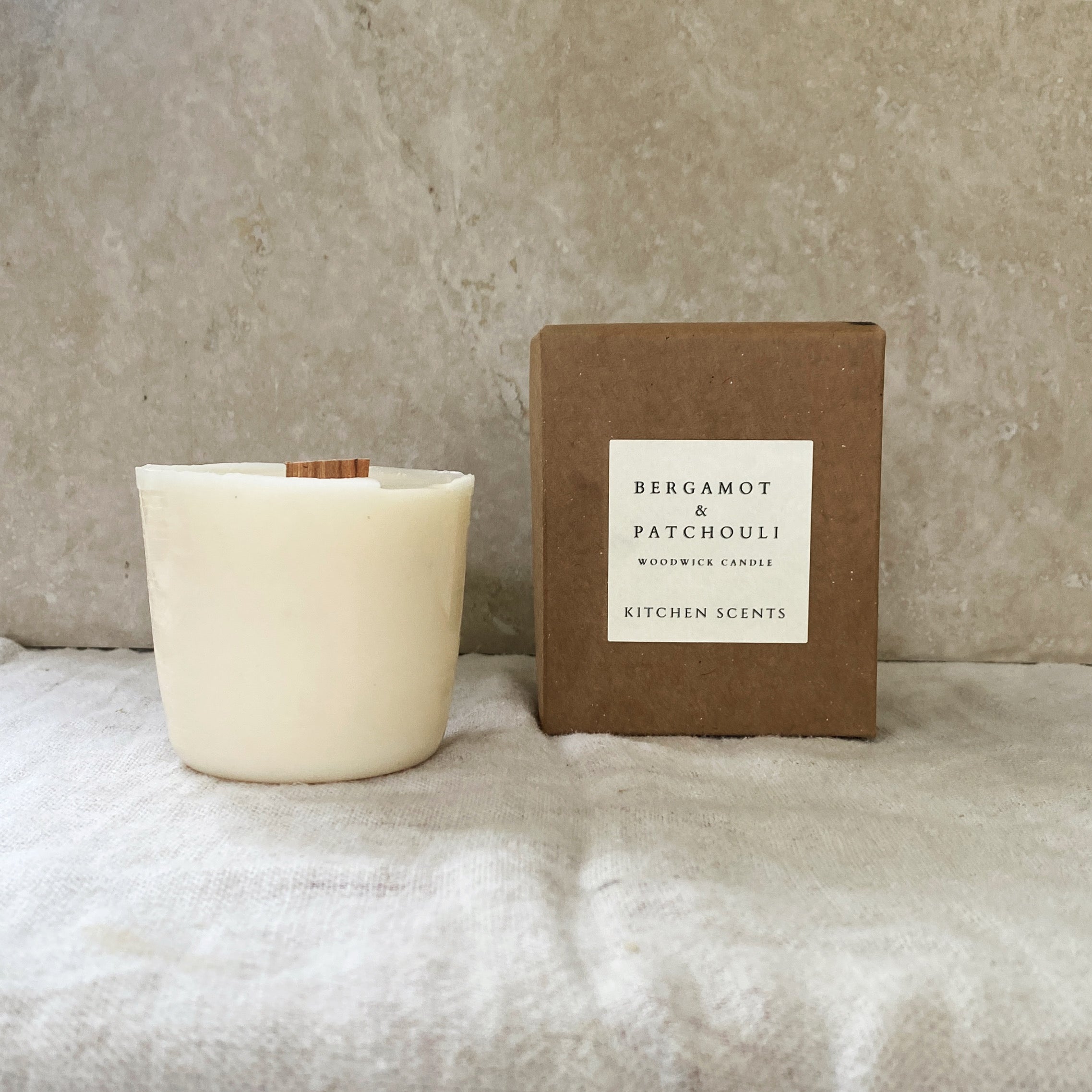 bergamot and patchouli scented soy wax wood wick candle refill