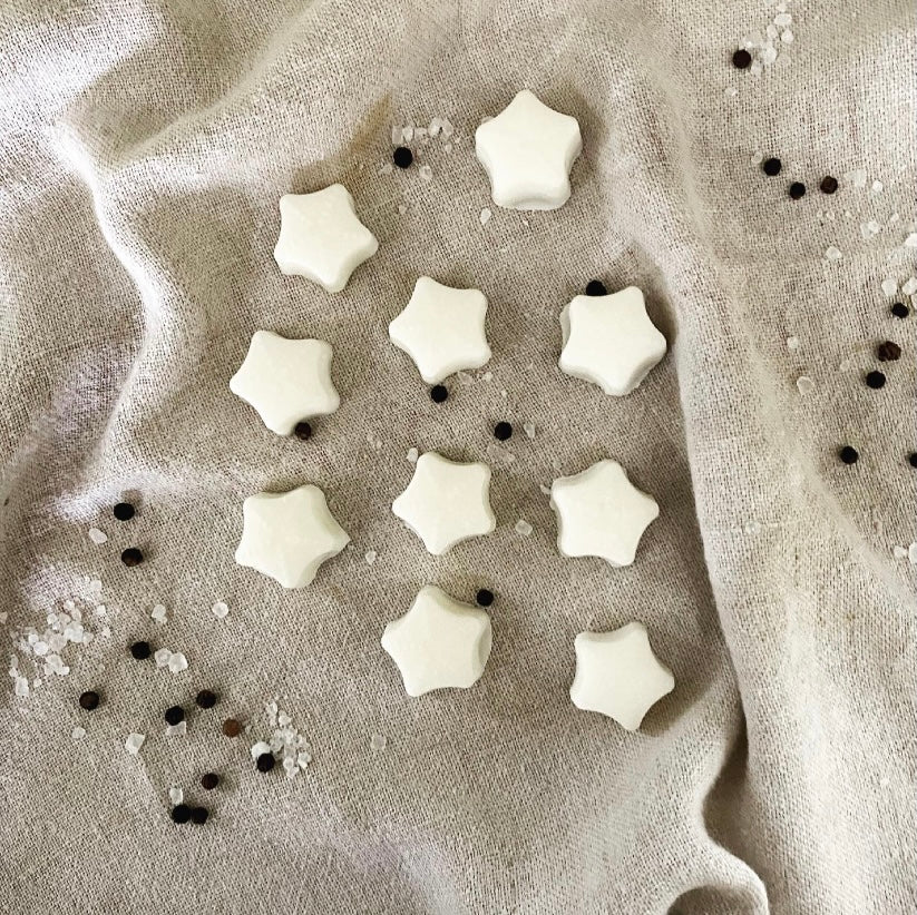 Salt and pepper scented soy wax melts for oil burner